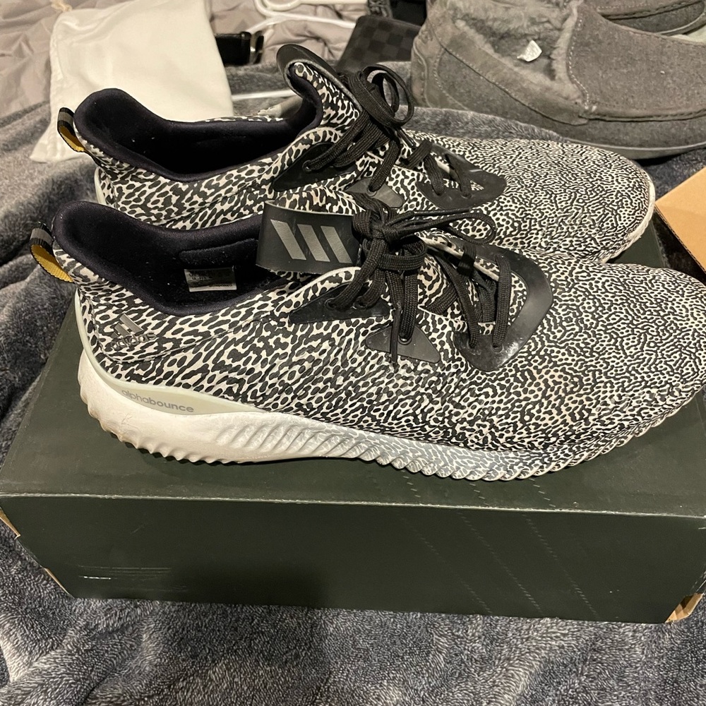 Adidas Alpha Bounce - Picture 5 of 6
